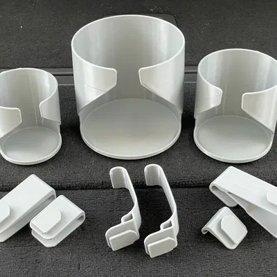 Giá Đỡ Cốc Rivian