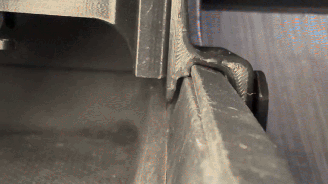 Giá Đỡ Cốc Rivian - Thumbnail 14