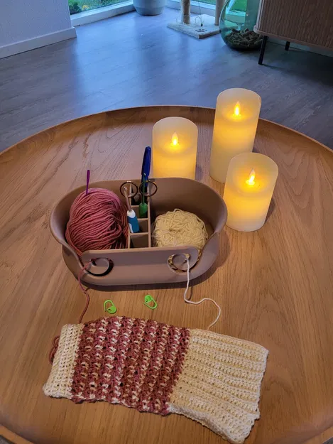 Tô Đựng Len Hai Ngăn Có Hộp Dụng Cụ – Phiên Bản Happy Wife - Image 1