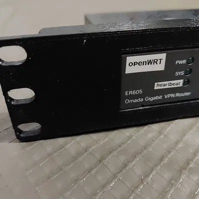 Giá đỡ rack 10" chắc chắn V.2 cho TL-ER605 (-V*) và TL-SG108 (-E)