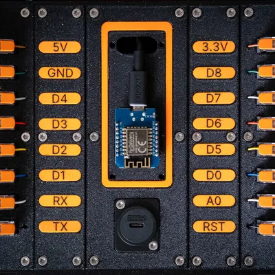 Case ESP8266 Hiện Đại Tích Hợp Đầu Nối Wago