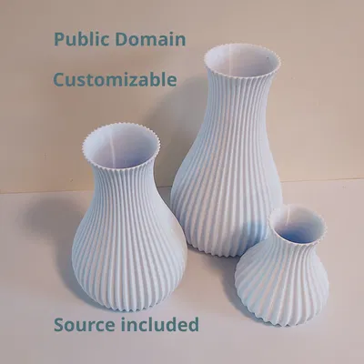 Bình hoa có gân (Ribbed Vase) - Mô hình 3D