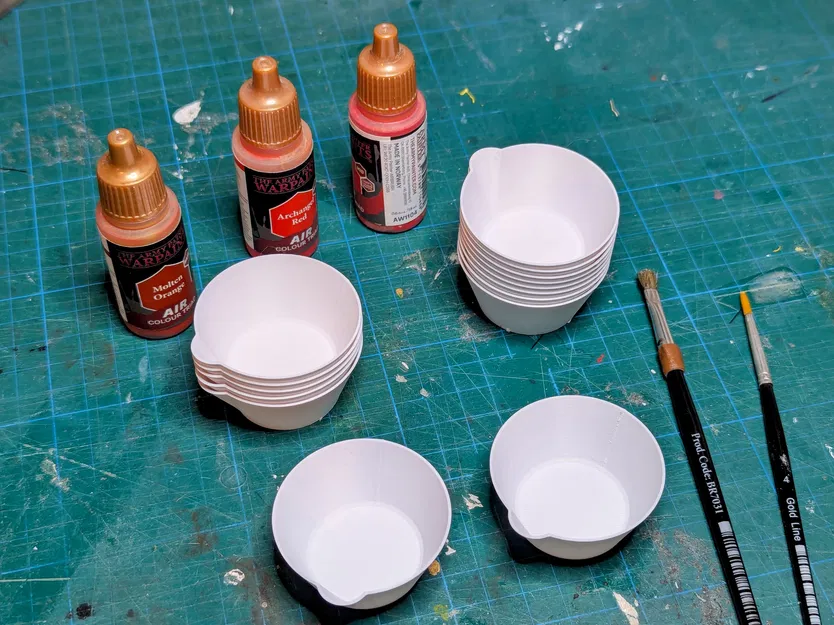 Ly Trộn Sơn - Image 1