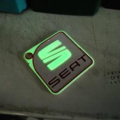 Móc khóa logo xe SEAT