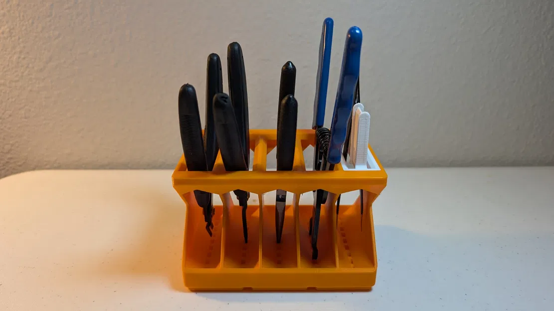 Giá đỡ dụng cụ Gridfinity cho Kìm, Kìm cắt, Kìm tuốt dây, Nhíp - Image 1