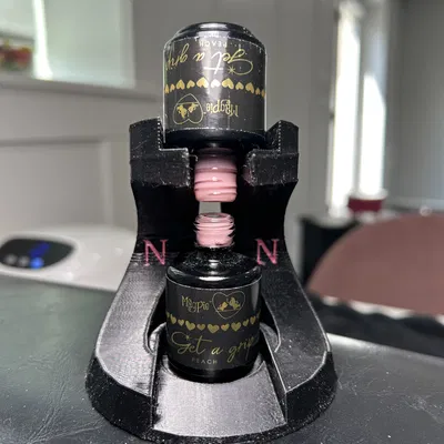 Chỗ Giữ Sơn Móng Tay Khi Sang Chiết