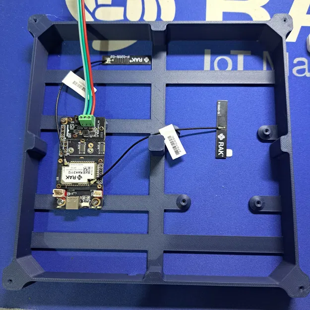 WisBlock RAK14012 - Đồng hồ treo tường ma trận 16x16 cập nhật giờ qua WiFi - Image 7