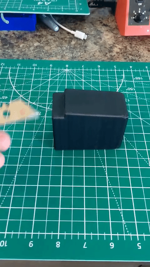 Hộp Đựng Lưỡi Dao Rọc Giấy An Toàn Blade Bin