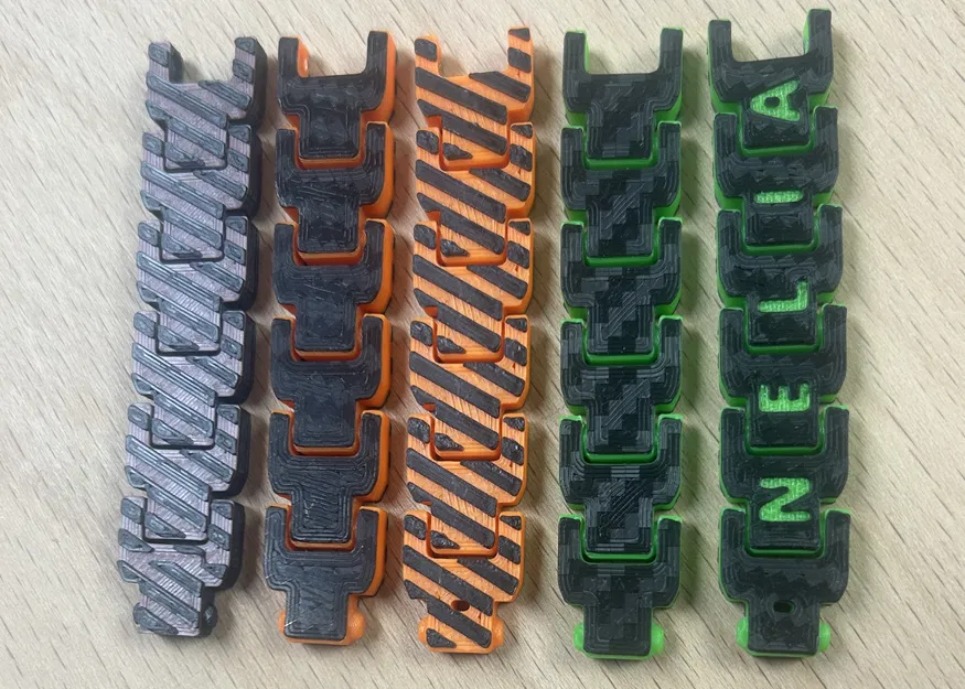 Vòng Tay Dây Xích Remix – Phiên Bản Chữ Cái Tùy Chỉnh với Thiết Kế Đường Kẻ - Image 4