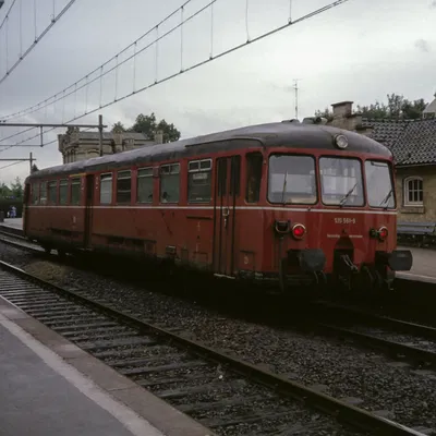 Deutsche Bundesbahn ETA150 / br515 Accutriebwagen - Khổ 1 (1:32)