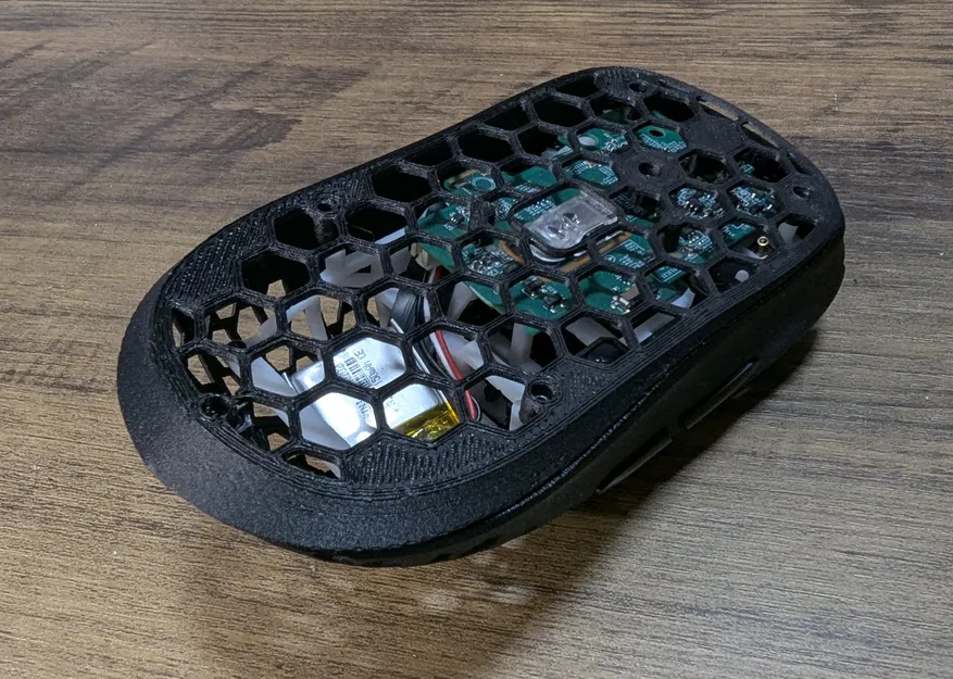 Logitech Superlight 2 Siêu Nhẹ - Con Chuột Mà SUPERSTRIKE Nên Là - Image 3