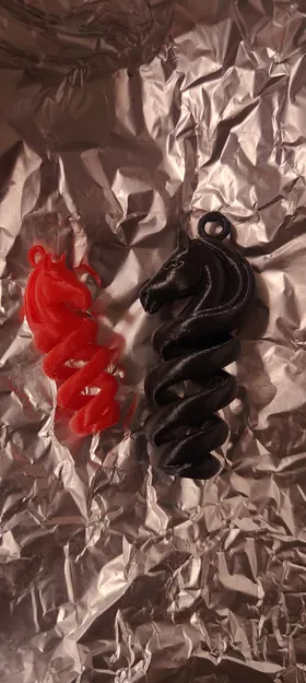 Mặt Dây Chuyền / Móc Khóa Hình Ngựa Xoắn Ốc – Mẫu In 3D Nghệ Thuật - Image 3