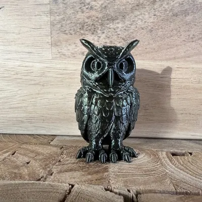 Tượng điêu khắc hình con Cú Mèo