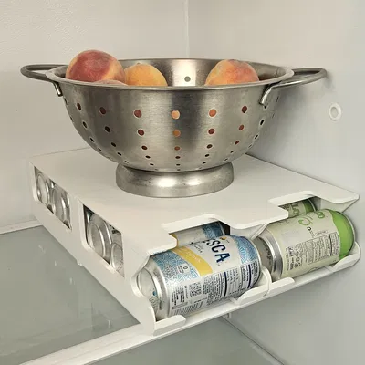 Kệ đựng lon nước ngọt V2 - Sáu lon tiêu chuẩn 12 oz.