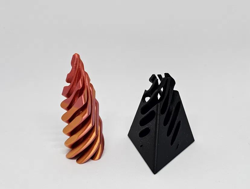 V2 - Ảo Ảnh Kim Tự Tháp Mini Xuyên Qua Không Thể - Image 4