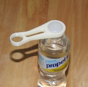 Dụng Cụ Mở Nắp Chai Nước - Image 1