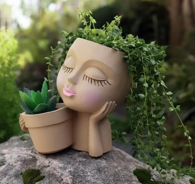 Chậu Hoa "DONNA SOGNO FIORITO" - Bình Hoa Cô Gái Đang Mơ Mộng - Image 2