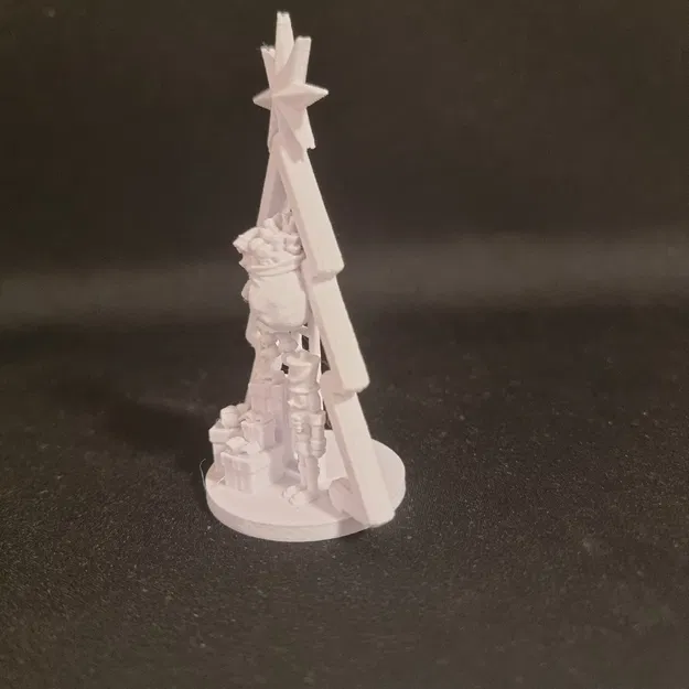 Xưởng Yêu Tinh Trong Cây Thông Noel - Image 3