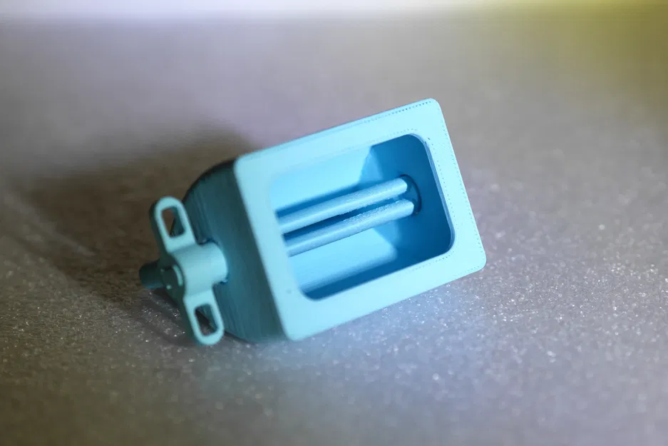 Dụng Cụ Bóp Và Giữ Tuýp Kem Đánh Răng Tiện Lợi - Image 4