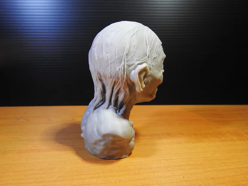 Tượng Bán Thân Golum Chúa Tể Những Chiếc Nhẫn - Image 4