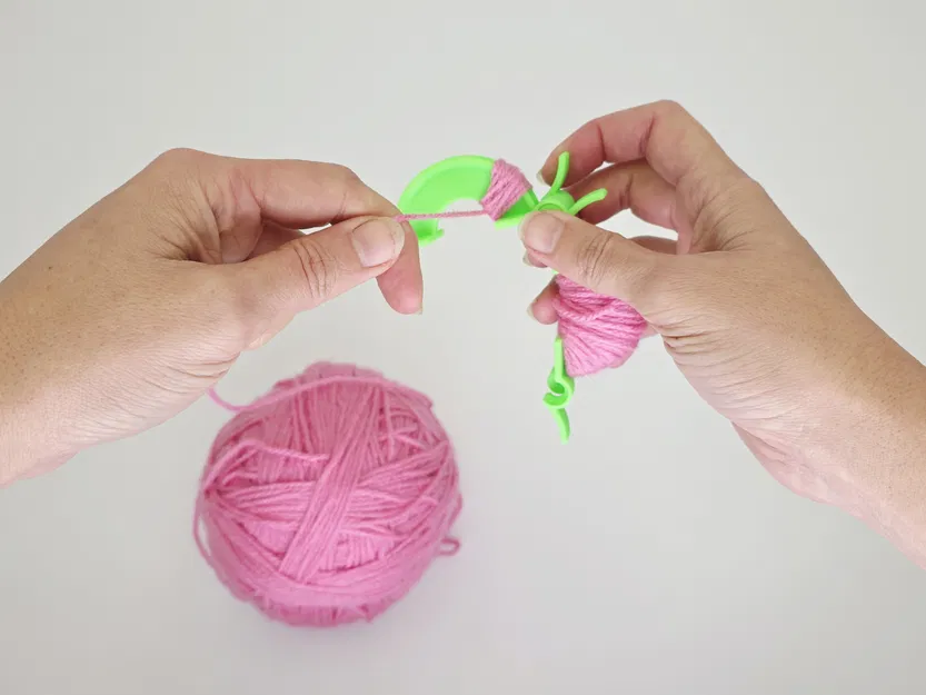 Dụng Cụ Làm Pompom Siêu Dễ - Easy-Peasy Pompom Maker - Image 10