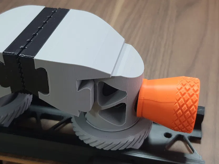 K̀m Ray (Bộ Cánh Tay Cơ Khí) - Image 3