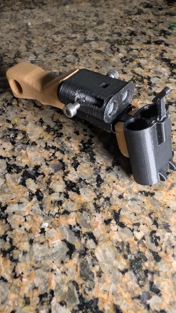 Bộ sưu tập súng airsoft nhỏ nhất thế giới - Image 2