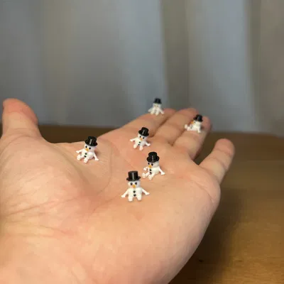 Người Tuyết Tí Hon Đáng Yêu