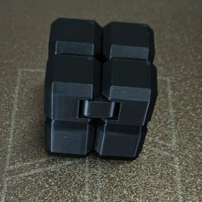 Khối Lập Phương Vô Tận