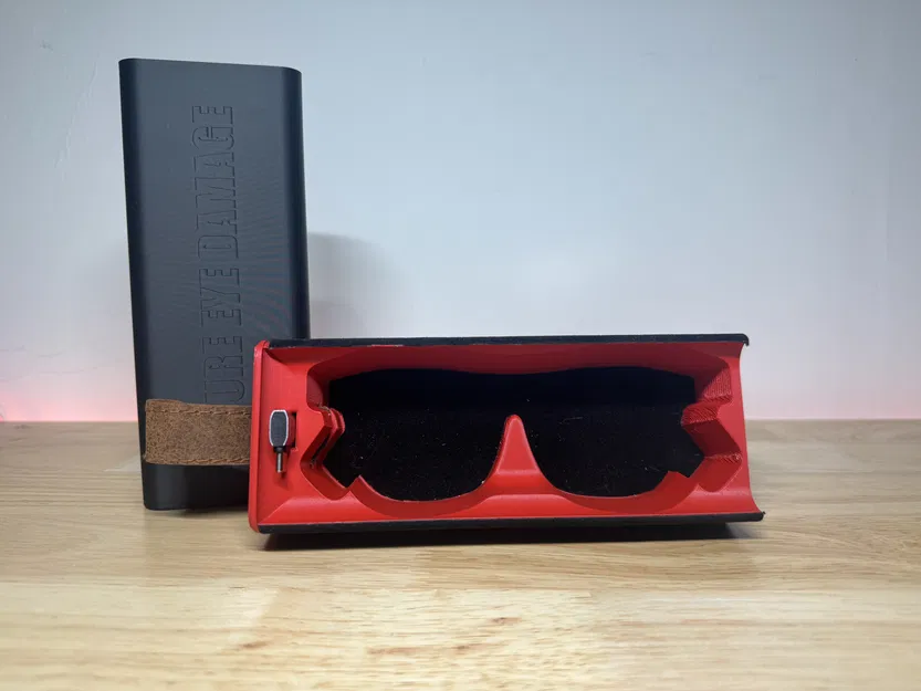 Hộp đựng cứng XReal One Pro - Image 2