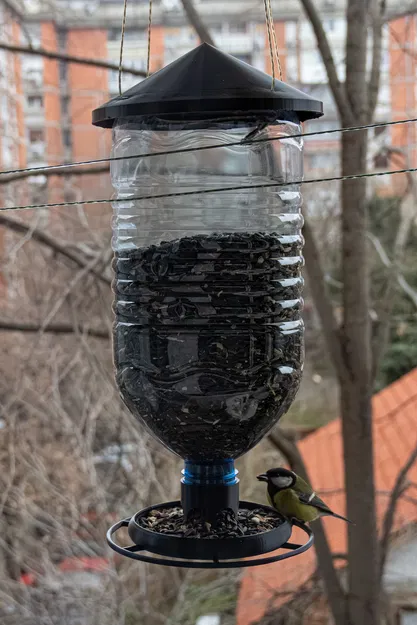 Chổ cho chim ăn dùng chai (ren 48mm và 28mm) - Image 2