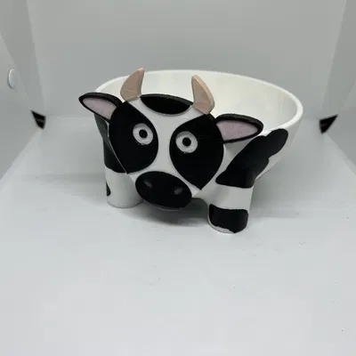 Tô Đựng Đồ Ăn Vặt Hình Con Bò