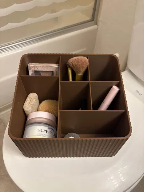 Kệ Đựng Mỹ Phẩm/Đồ Dùng Văn Phòng Thẩm Mỹ - Image 1