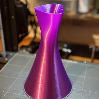 Bình Trái Tim Valentine Chế Độ "Vase Mode" Hiện Đại (Phiên Bản Đã Sửa)