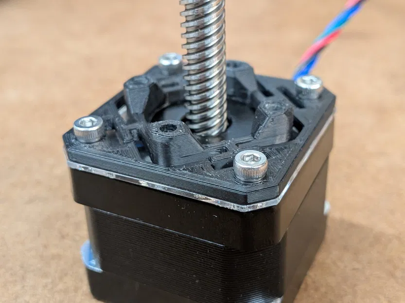 Bộ Gắn Động Cơ Z CORE One với Ren Cấy Nhiệt - Image 5