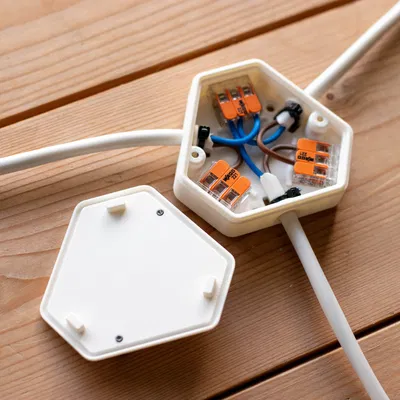 Hộp Đấu Nối WAGO 221 Thiết Kế Lục Giác