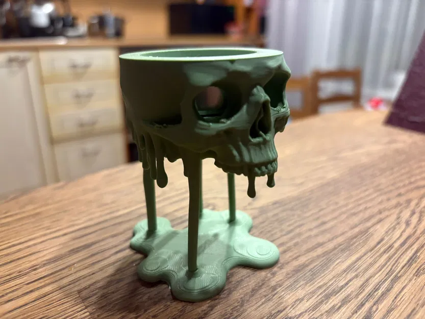 Nến Đầu Lâu Tan Chảy - Image 8