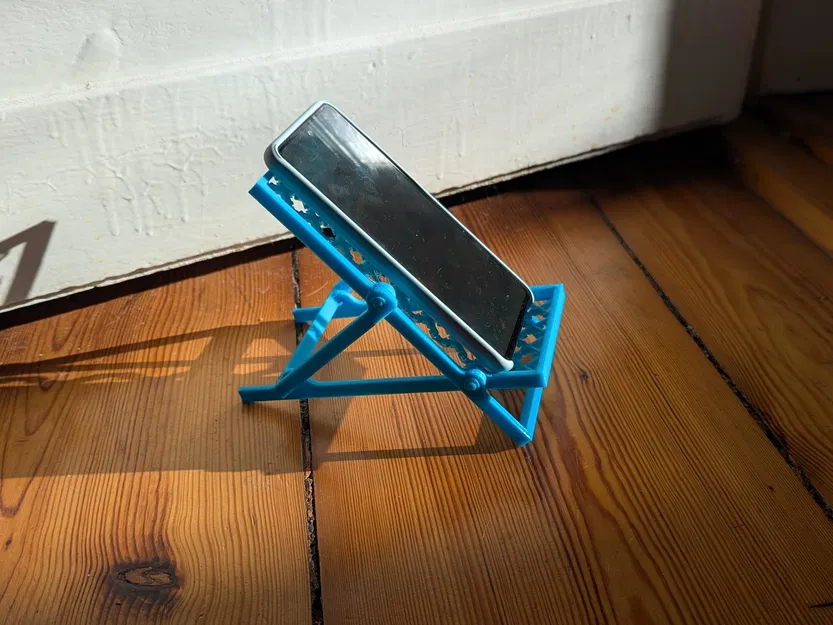 Giá đỡ điện thoại hình ghế xếp bãi biển - Image 3