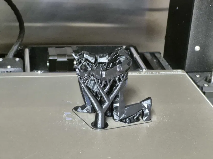 Chân Nến Darth Vader Phong Cách Low Poly - Image 2