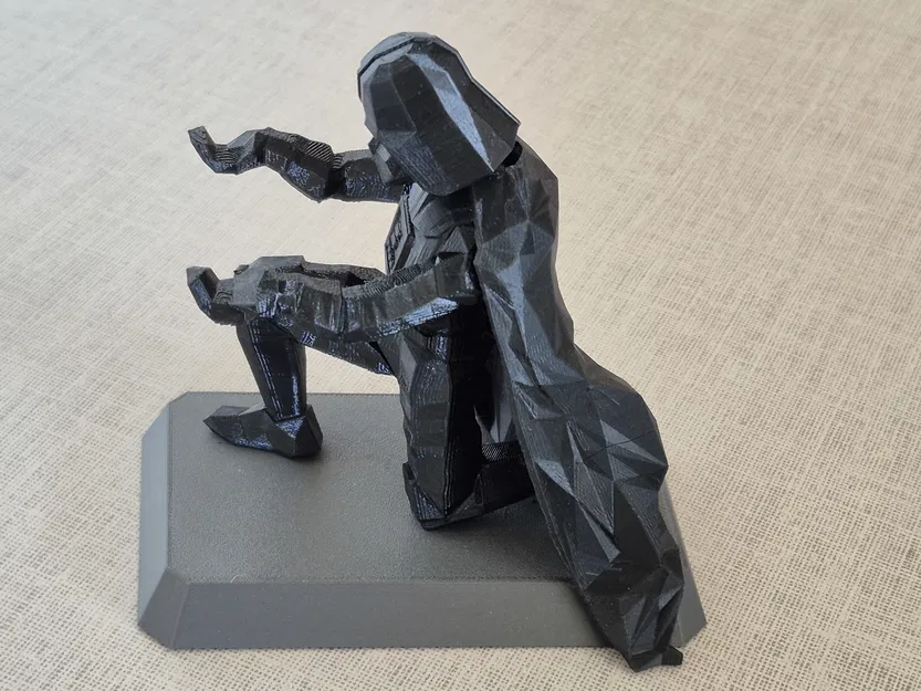 Chân Nến Darth Vader Phong Cách Low Poly - Image 8