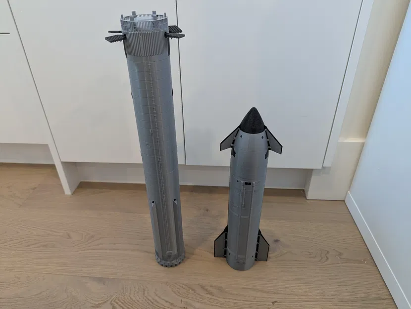 Mô hình Tên lửa đẩy Super Heavy (Block 2) của SpaceX (Tỷ lệ 1:144) - Image 1