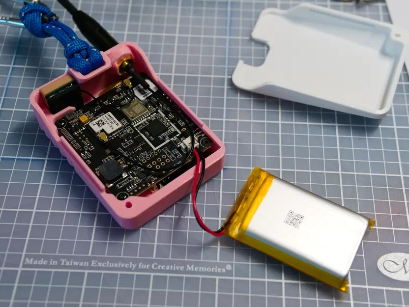 Vỏ cho Seeed Wio Tracker L1 E-ink - Image 4