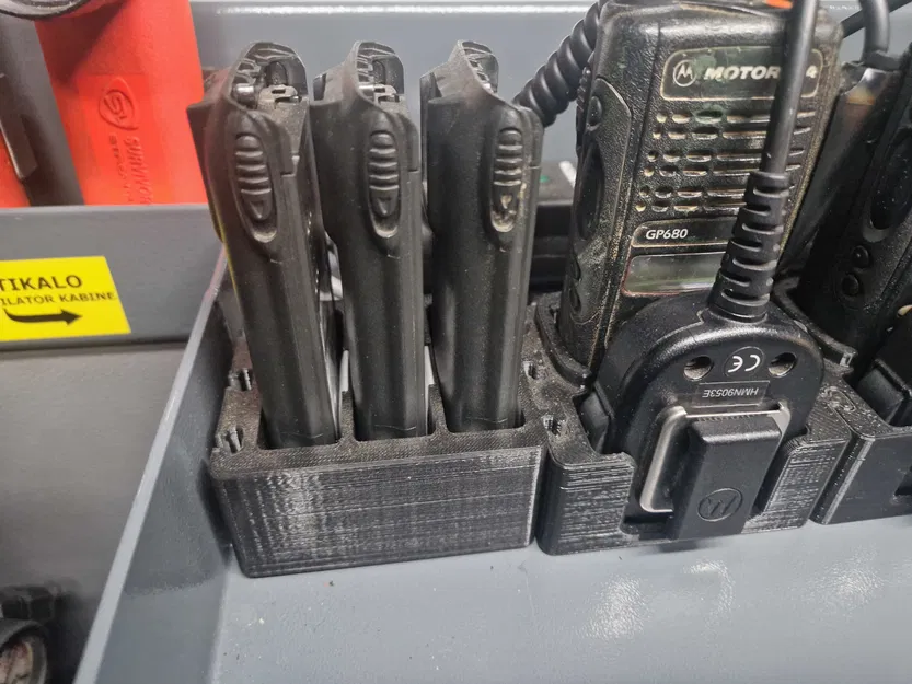 Giá đỡ Motorola GP360, DP4600 - Image 5