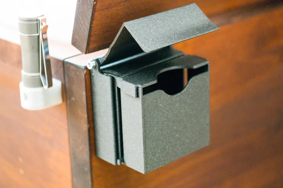 Hộp đựng bao cao su hoặc khăn ướt có nắp & giá đỡ - Image 2