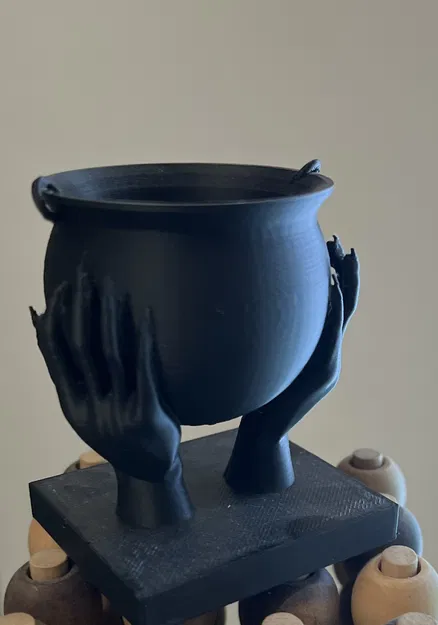 Con Quay Xúc Xắc: Vạc Dầu Địa Ngục - Image 1