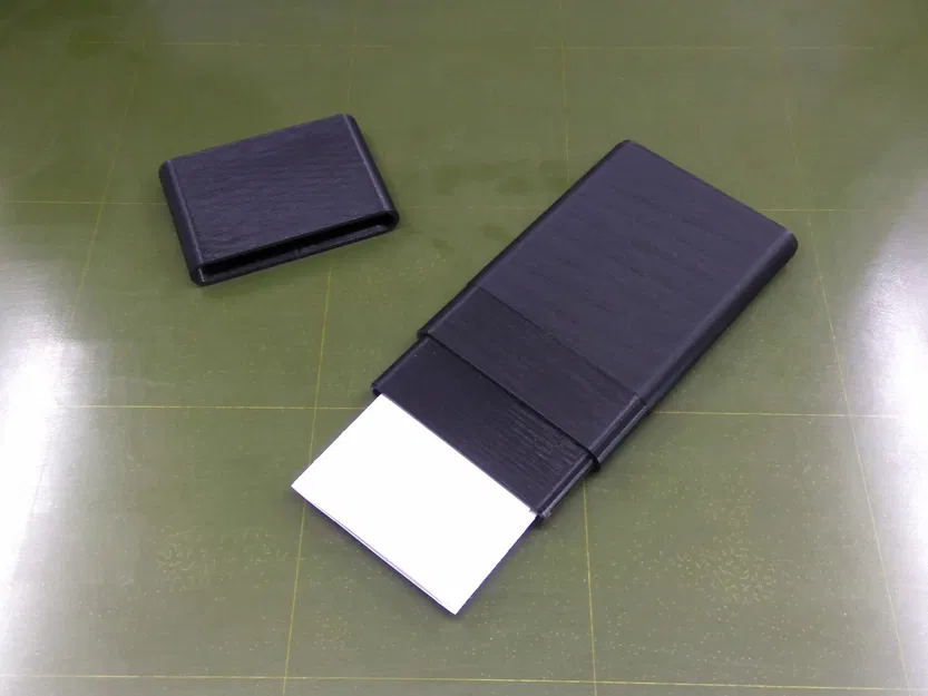 Hộp Đựng Đồ Dẹp - Image 1