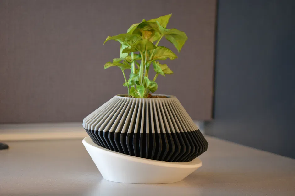 Chậu Cây Hiện Đại 001 - Image 1