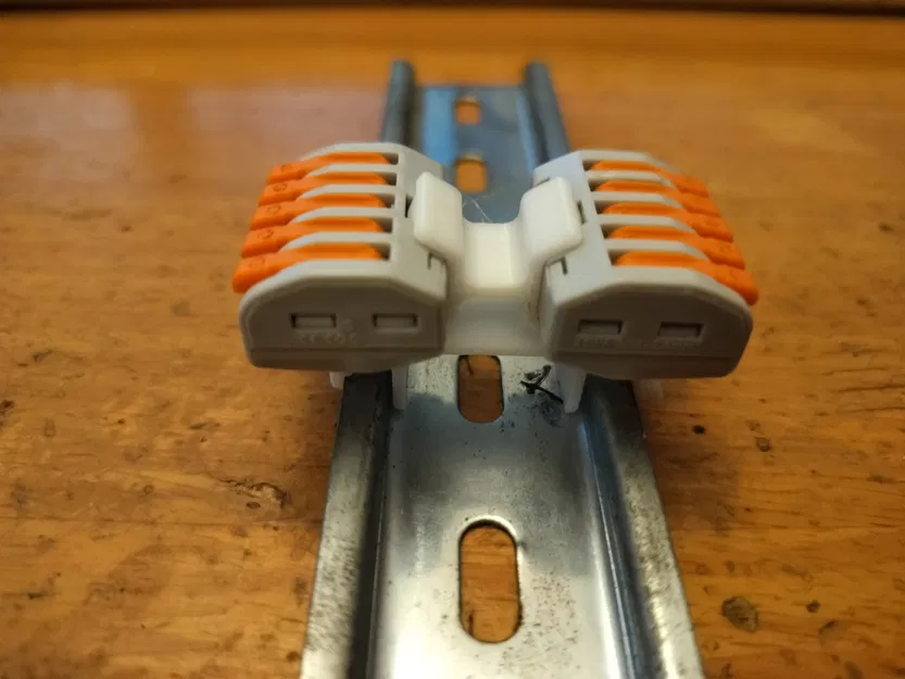 Giá đỡ Ray DIN WAGO 222 (Phiên bản Space Invaders!) - Image 5