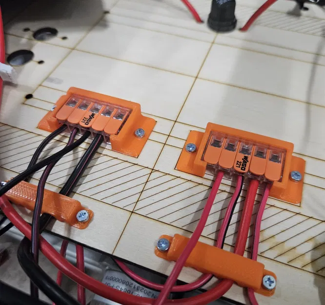 Đế Gắn Connector WAGO Bằng Ốc Vít - Image 1