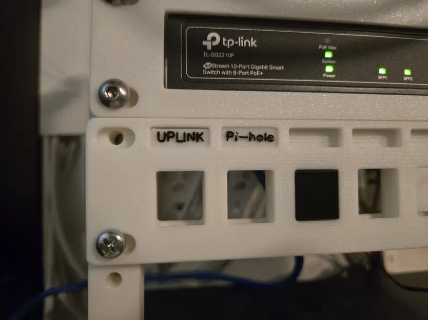 Khay Keystone Patch Panel 10 inch Kèm Nhãn - Image 3